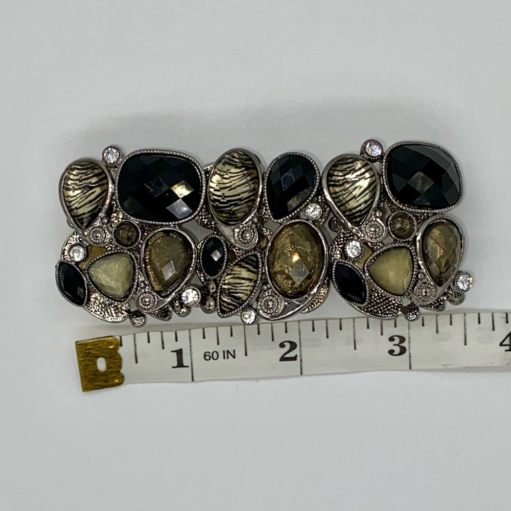 Stretchy Wide Cuff Statement Bracelet - Picture 6 of 8